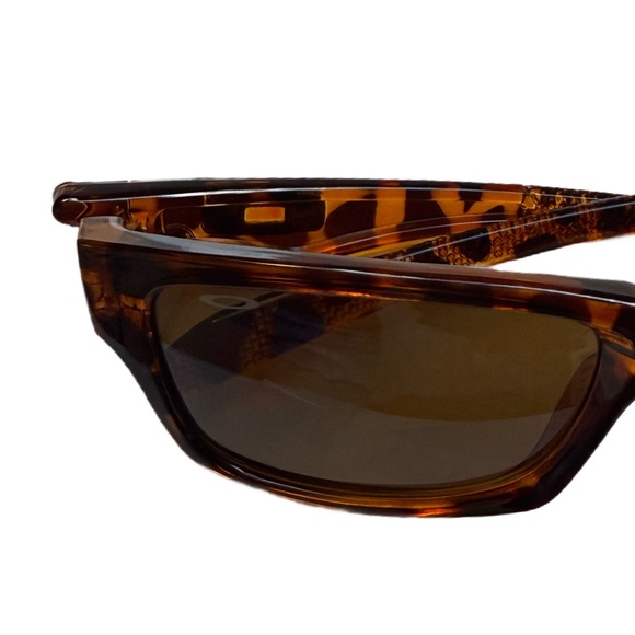 Tortoise Shell Sunglasses - Picture 3 of 7